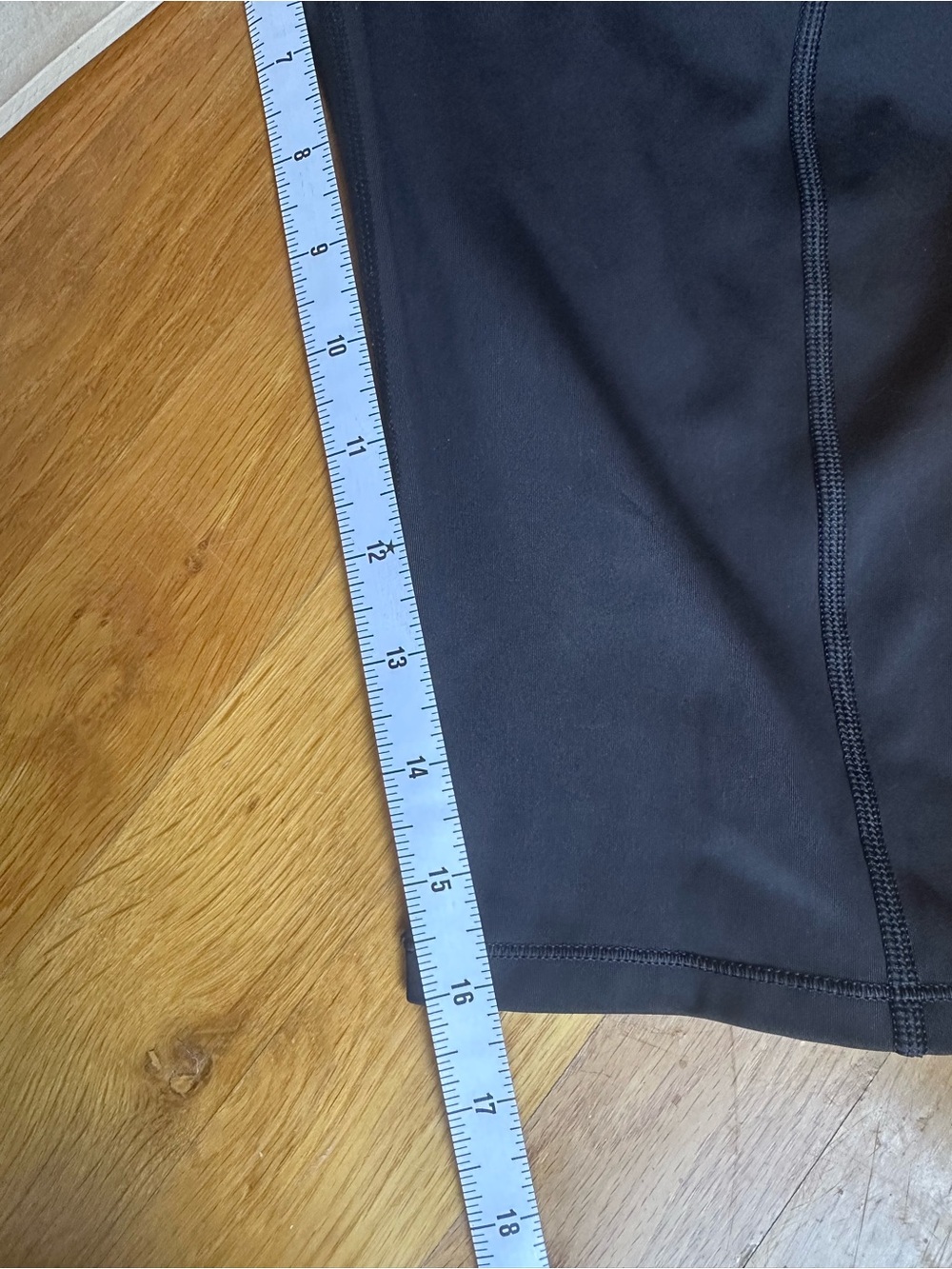 Athleta A Game 2 in 1 Crop Black Skirt Leggings Activewear Women’s Size Large - Picture 9 of 9